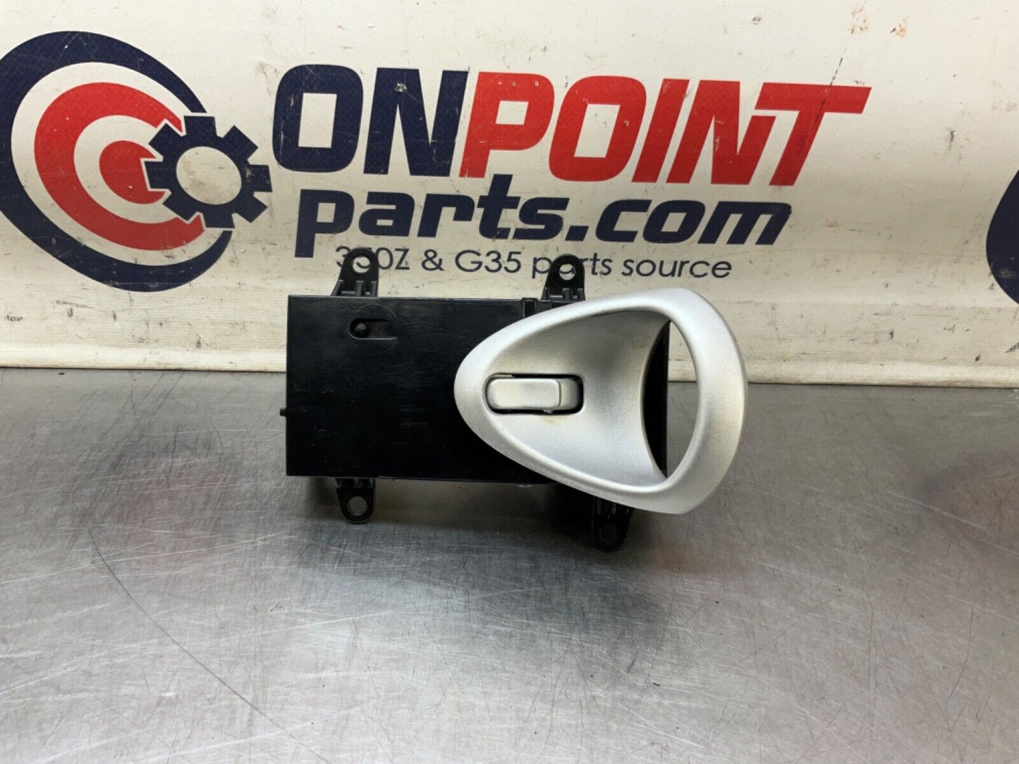 2004 Nissan Z33 350Z Passenger Right Interior Door Release Handle OEM 22BLCFE - On Point Parts Inc