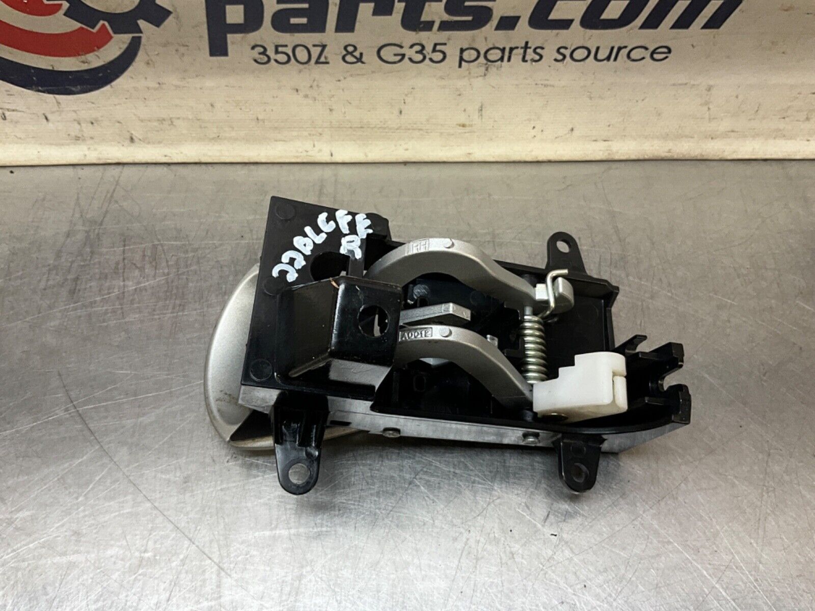 2004 Nissan Z33 350Z Passenger Right Interior Door Release Handle OEM 22BLCFE - On Point Parts Inc