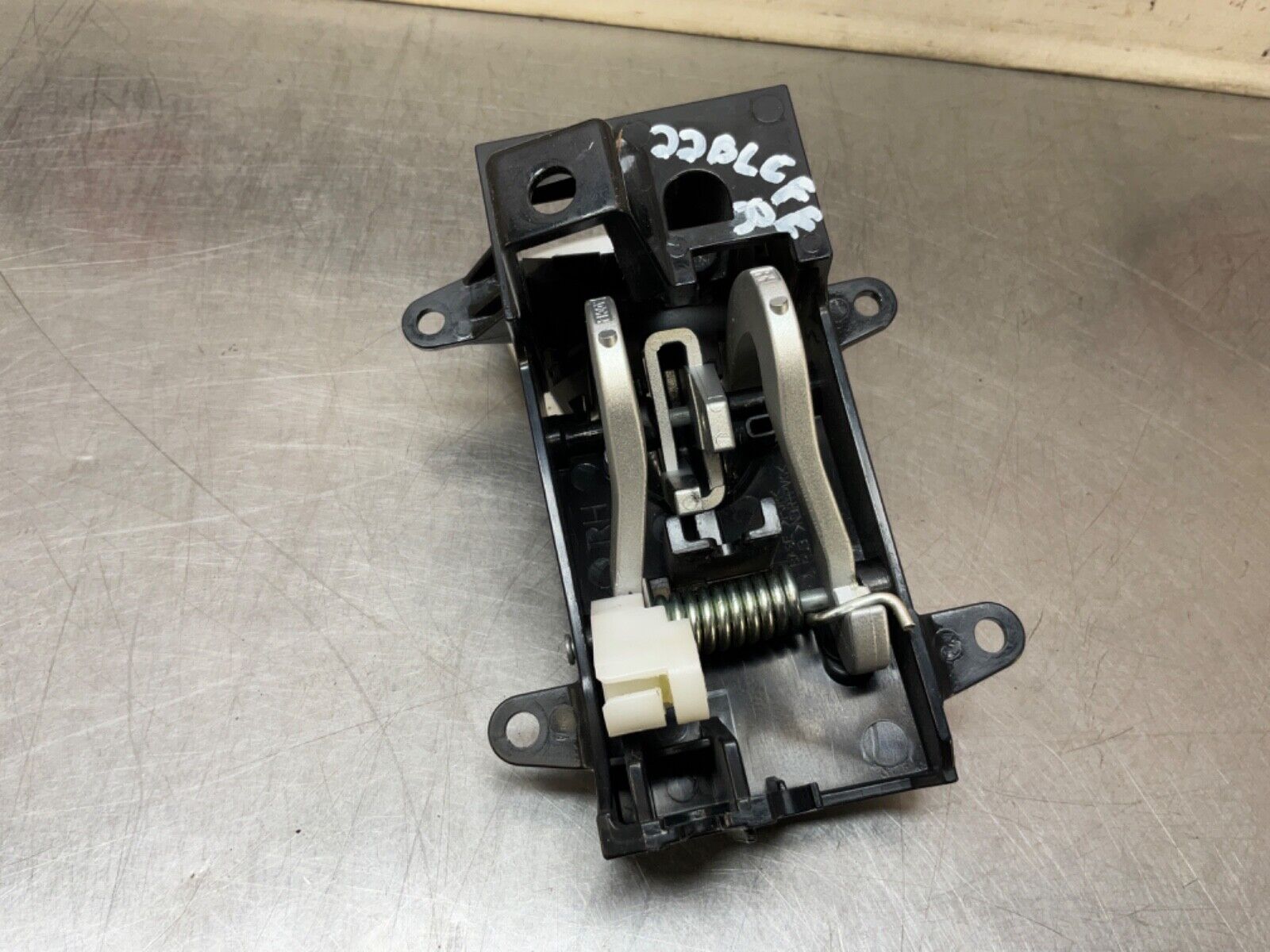 2004 Nissan Z33 350Z Passenger Right Interior Door Release Handle OEM 22BLCFE - On Point Parts Inc