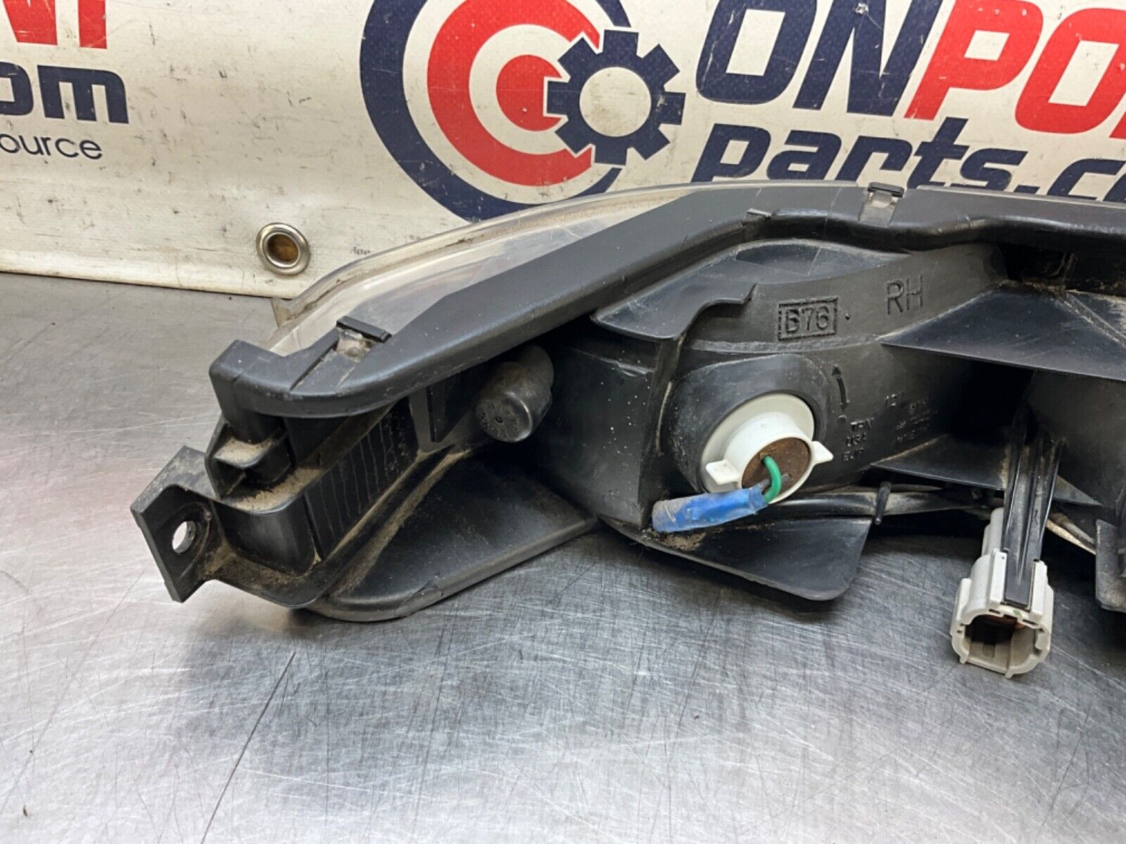 2004 Nissan Z33 350Z Passenger Right Rear Bumper Turn Signal Light OEM 22BLCFE - On Point Parts Inc