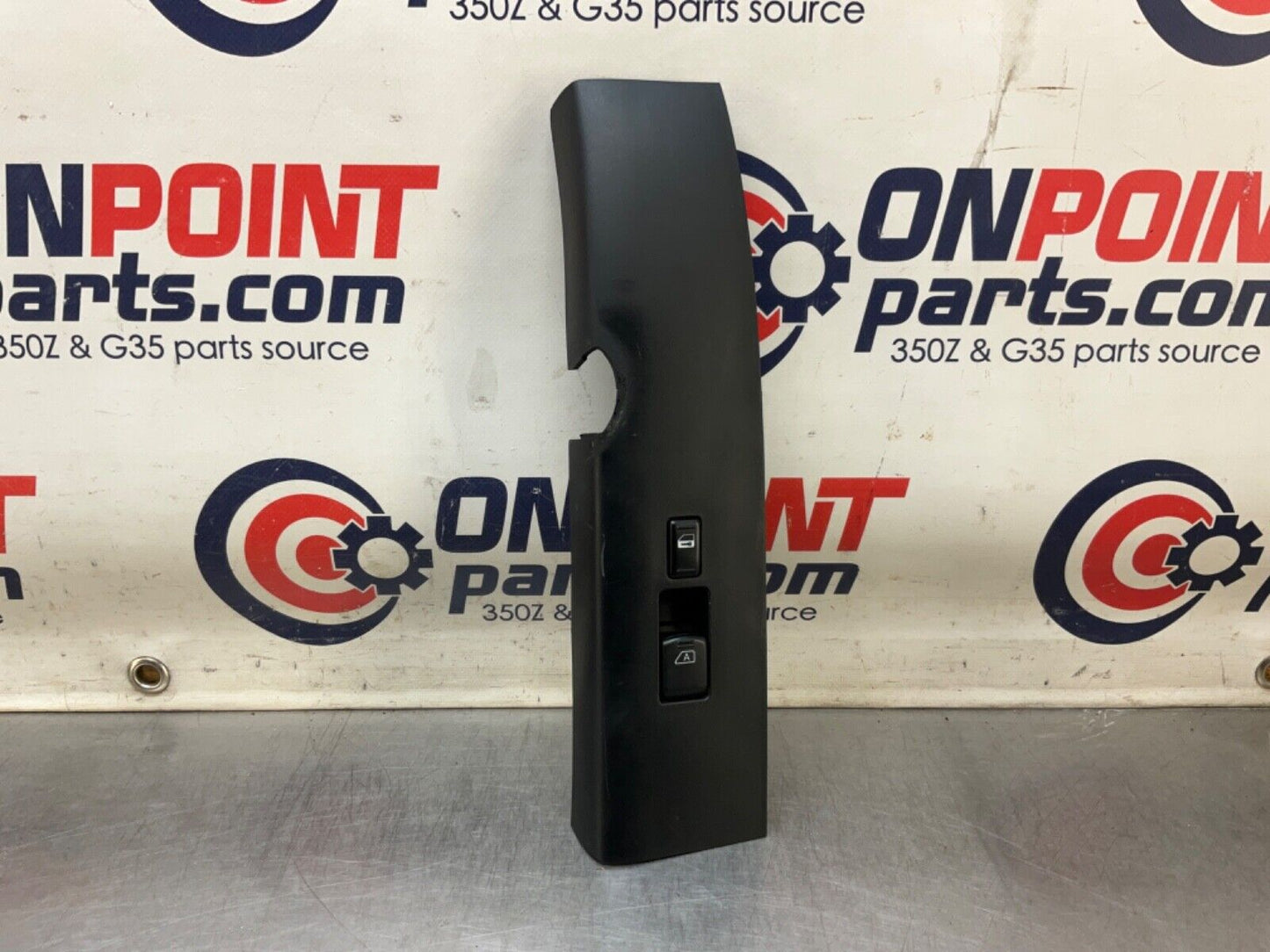 2004 Nissan Z33 350Z Passenger Right Window Door Lock Switch Trim OEM 22BLCFE - On Point Parts Inc