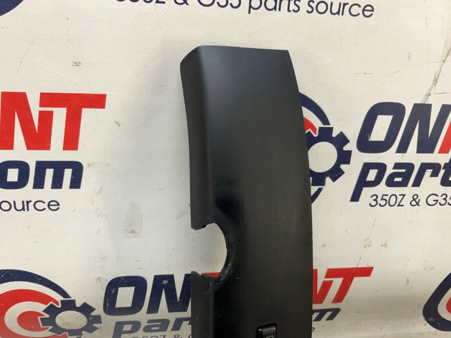 2004 Nissan Z33 350Z Passenger Right Window Door Lock Switch Trim OEM 22BLCFE - On Point Parts Inc