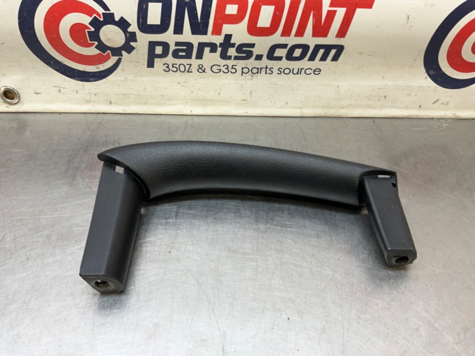 2004 Nissan Z33 350Z Passenger Right Interior Door Grip Pull Handle OEM 22BLCFE - On Point Parts Inc