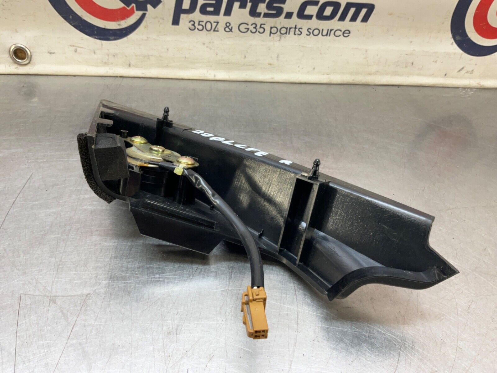 2004 Nissan Z33 350Z Passenger Right Tweeter Speaker Cover OEM 22BLCFE - On Point Parts Inc