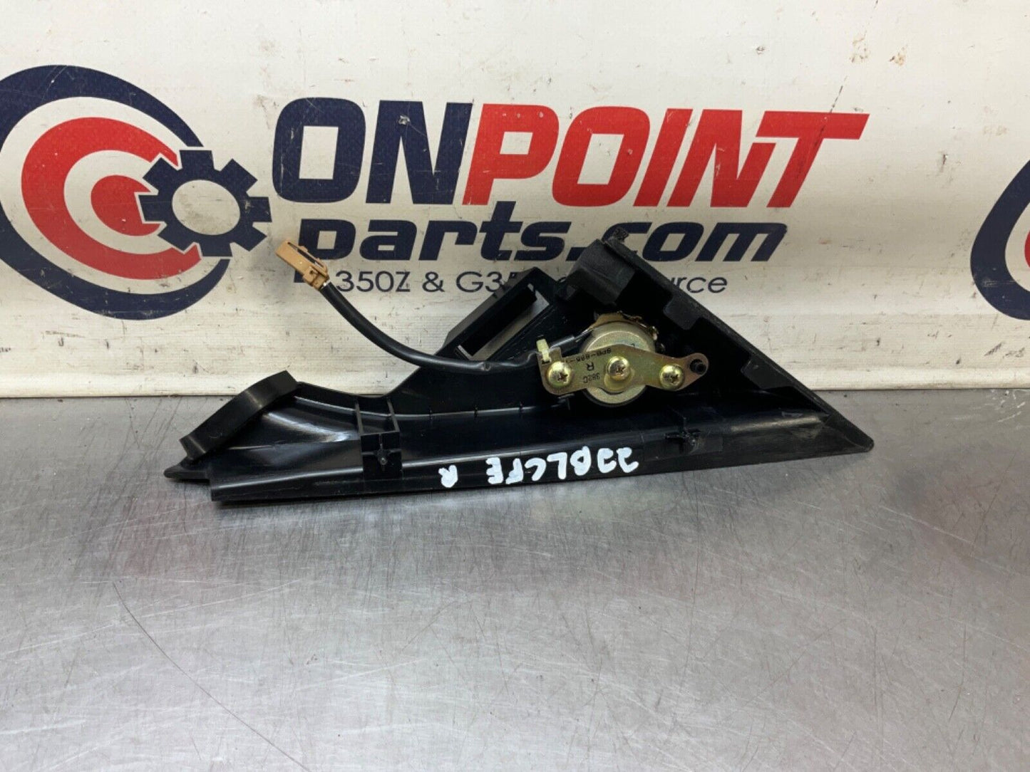 2004 Nissan Z33 350Z Passenger Right Tweeter Speaker Cover OEM 22BLCFE - On Point Parts Inc