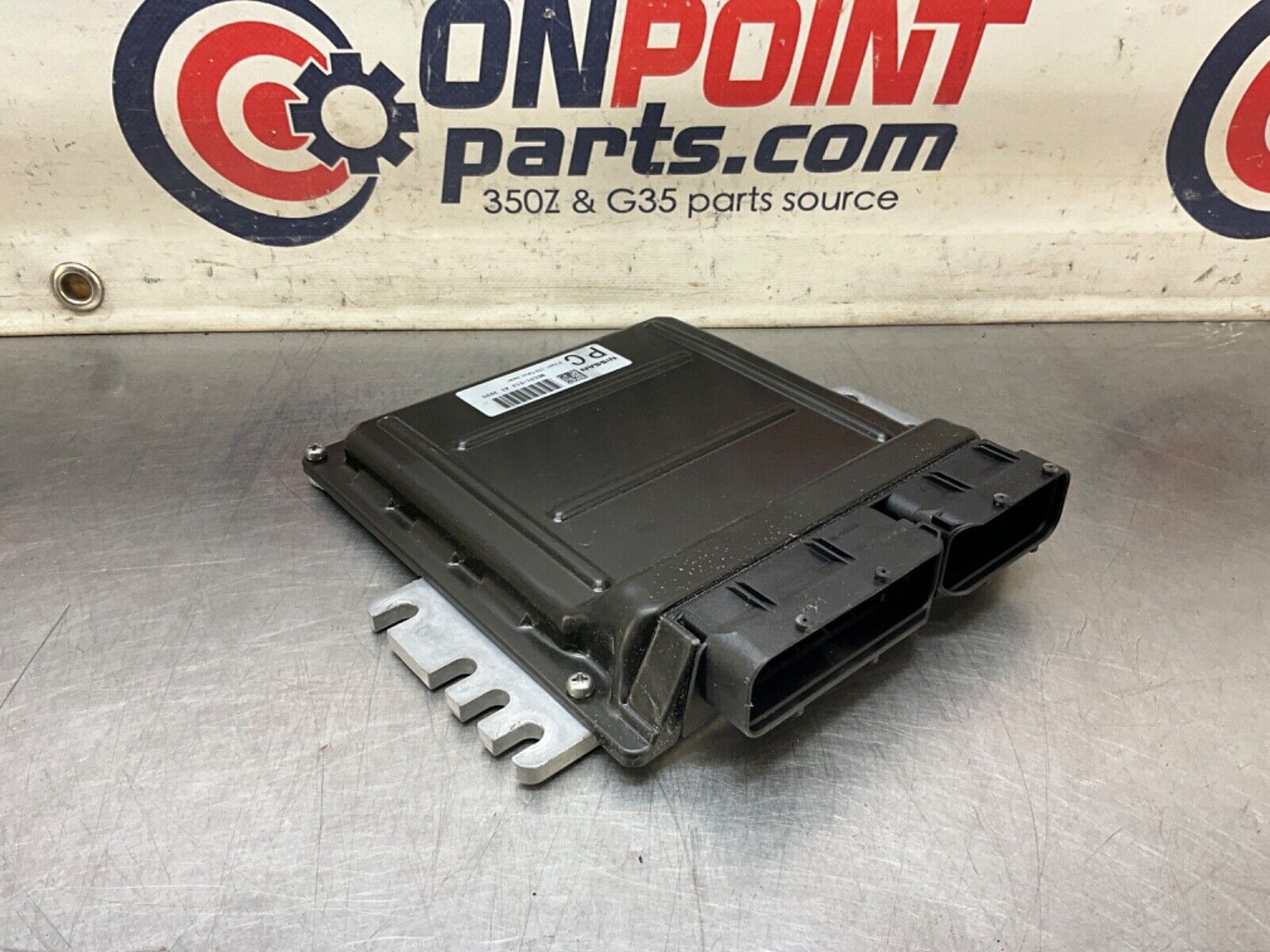 2004 Nissan Z33 350Z Engine Control Module ECU ECM MEC31-513 OEM 22BLCFC - On Point Parts Inc