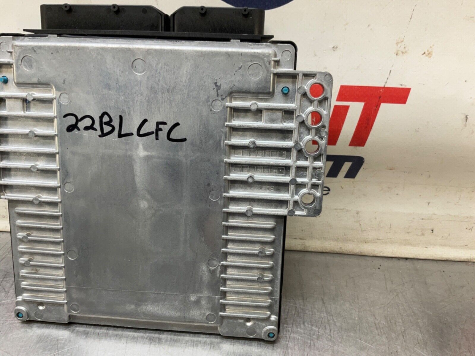 2004 Nissan Z33 350Z Engine Control Module ECU ECM MEC31-513 OEM 22BLCFC - On Point Parts Inc