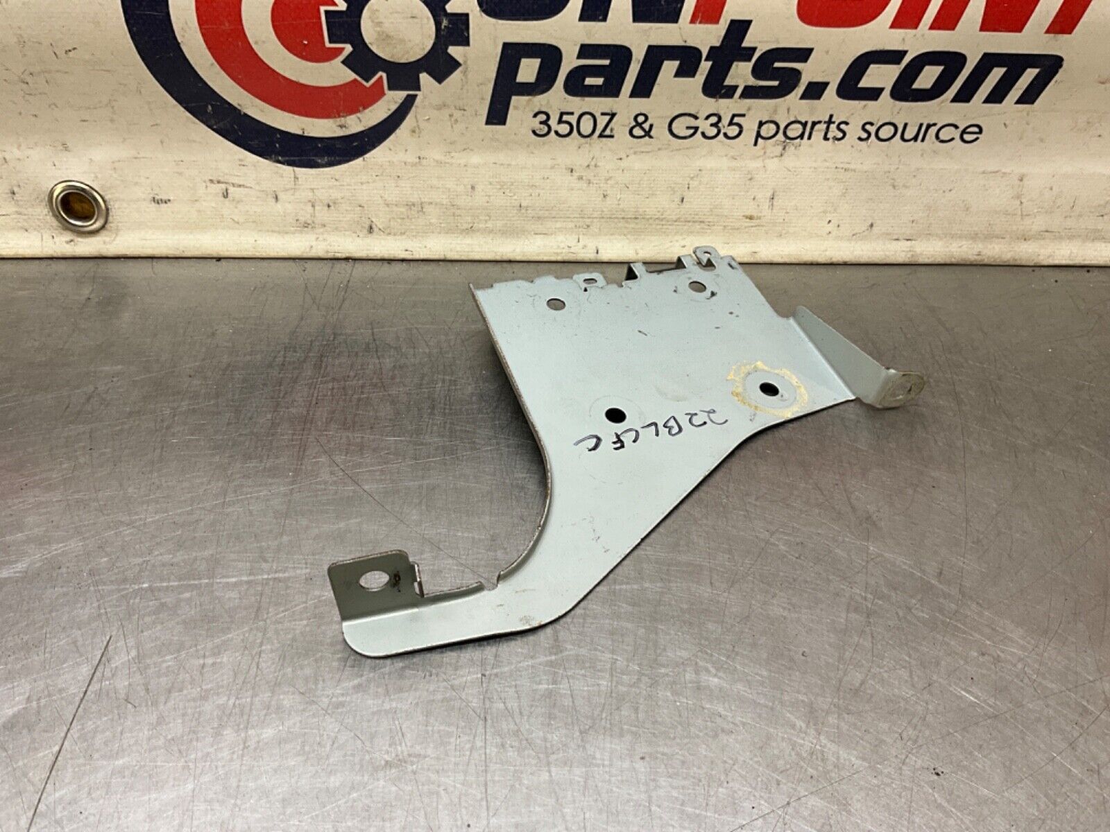 2004 Nissan Z33 350Z Double DIN Radio Mount Brackets OEM 22BLCFC - On Point Parts Inc