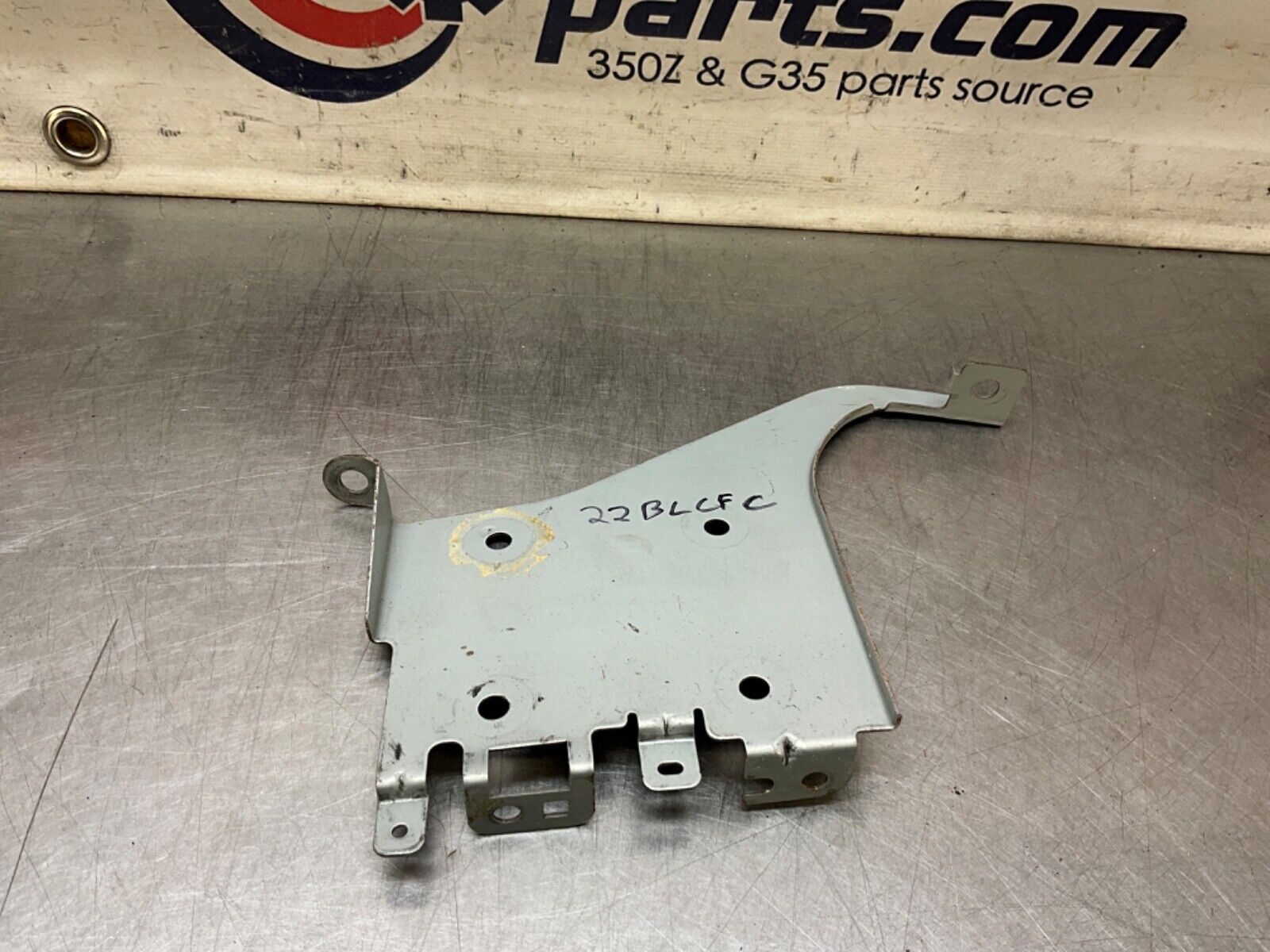 2004 Nissan Z33 350Z Double DIN Radio Mount Brackets OEM 22BLCFC - On Point Parts Inc