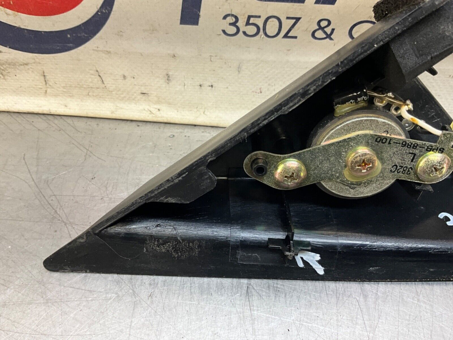 2004 Nissan Z33 350Z Driver Left Tweeter Speaker Cover OEM 22BLCFA - On Point Parts Inc