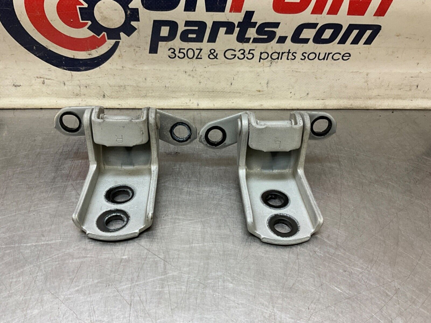 2004 Nissan Z33 350Z Driver Left Door Hinges OEM 22BLCFA - On Point Parts Inc