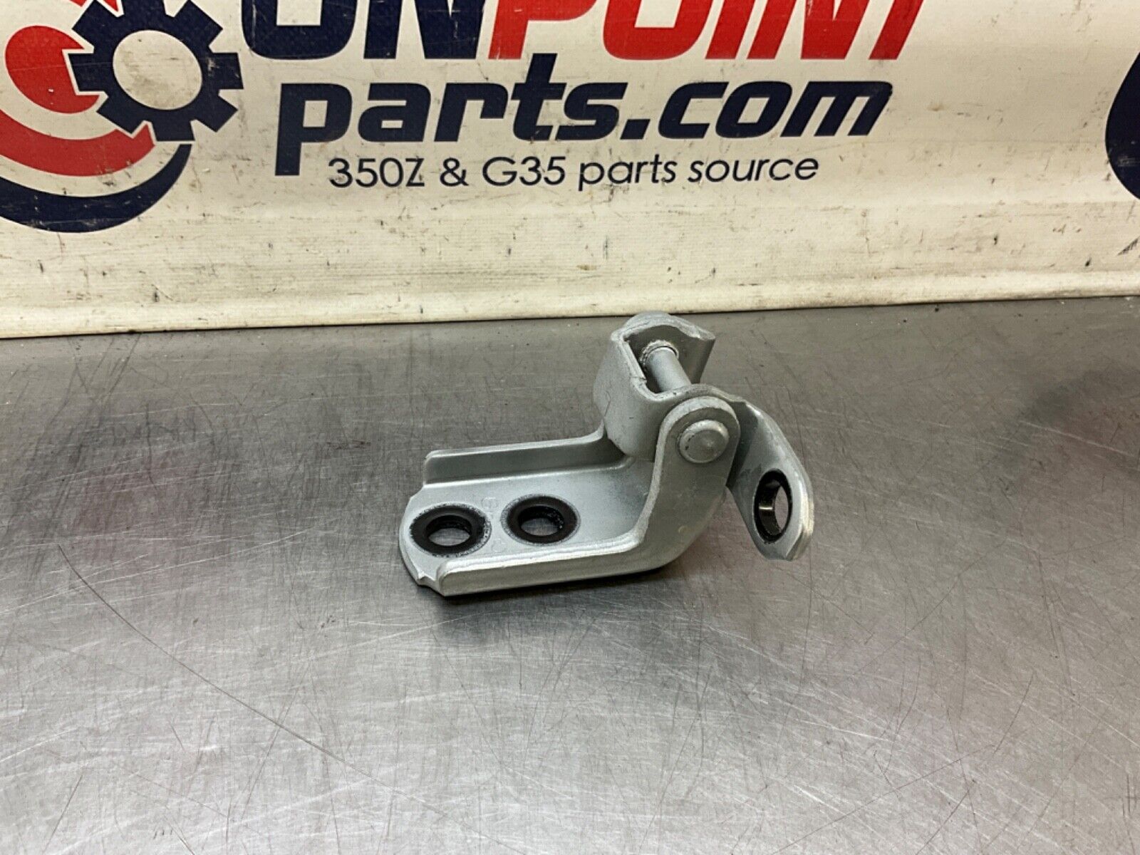 2004 Nissan Z33 350Z Driver Left Door Hinges OEM 22BLCFA - On Point Parts Inc