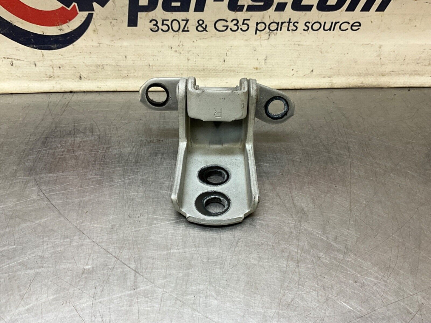 2004 Nissan Z33 350Z Driver Left Door Hinges OEM 22BLCFA - On Point Parts Inc