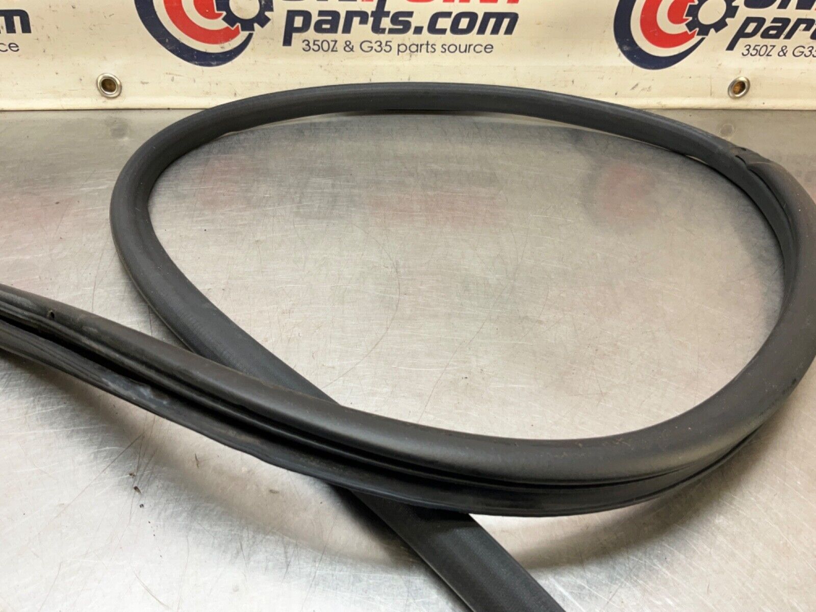 2004 Nissan Z33 350Z Passenger Right Inner Body Door Seal OEM 22BLCFK - On Point Parts Inc