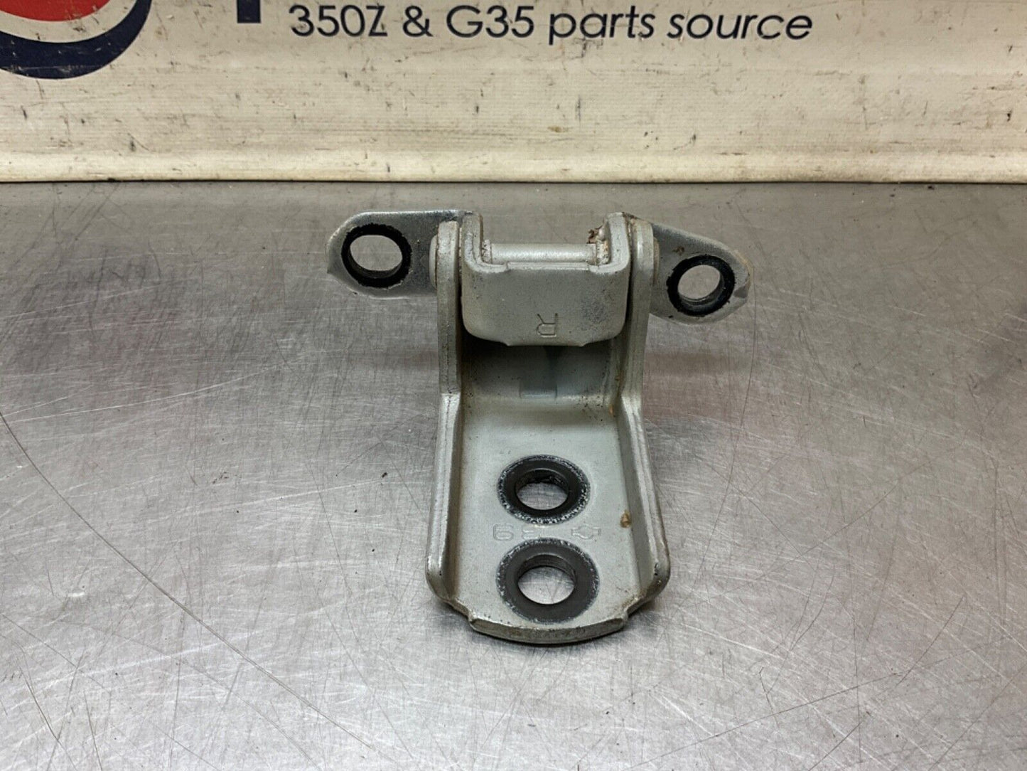 2004 Nissan Z33 350Z Passenger Right Door Hinges OEM 22BLCFE - On Point Parts Inc