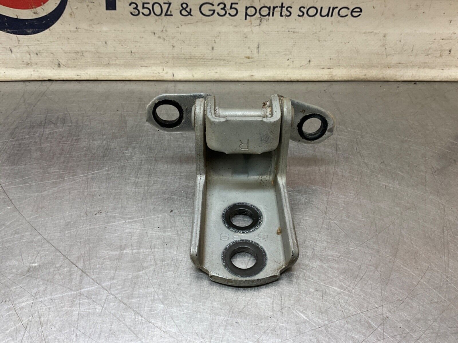 2004 Nissan Z33 350Z Passenger Right Door Hinges OEM 22BLCFE - On Point Parts Inc