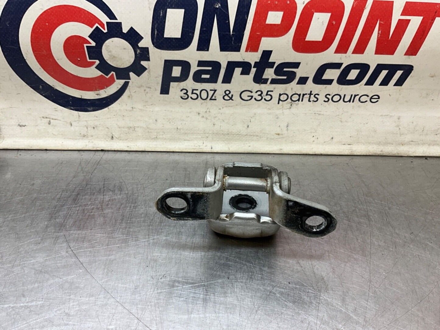 2004 Nissan Z33 350Z Passenger Right Door Hinges OEM 22BLCFE - On Point Parts Inc