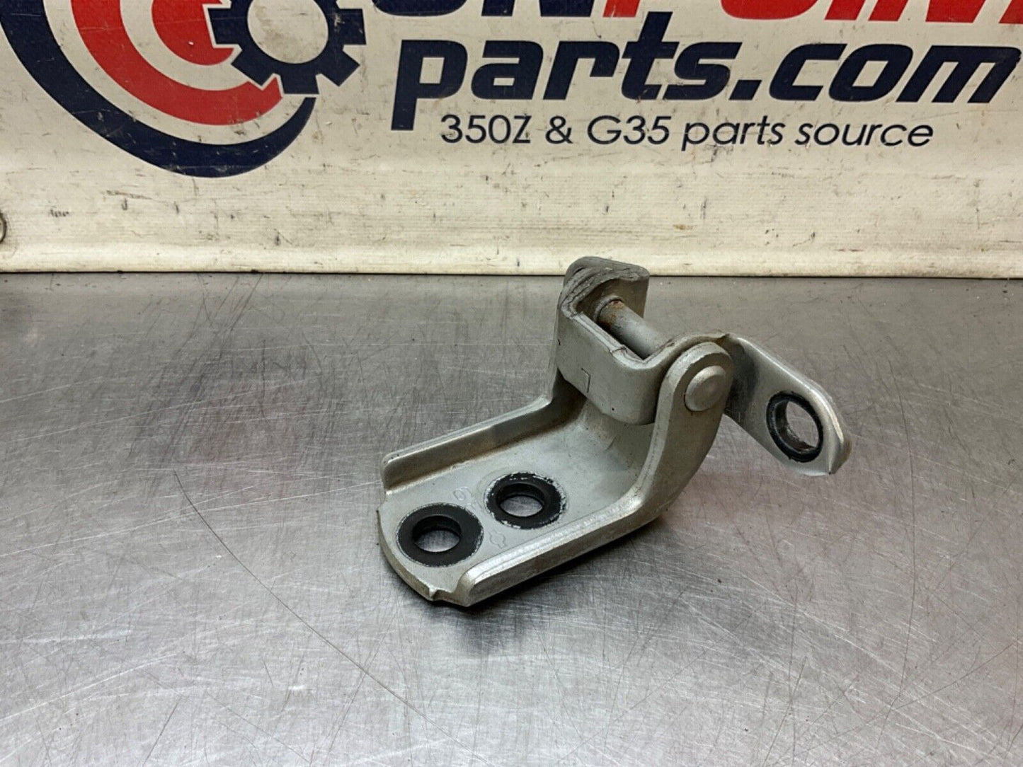 2004 Nissan Z33 350Z Passenger Right Door Hinges OEM 22BLCFE - On Point Parts Inc