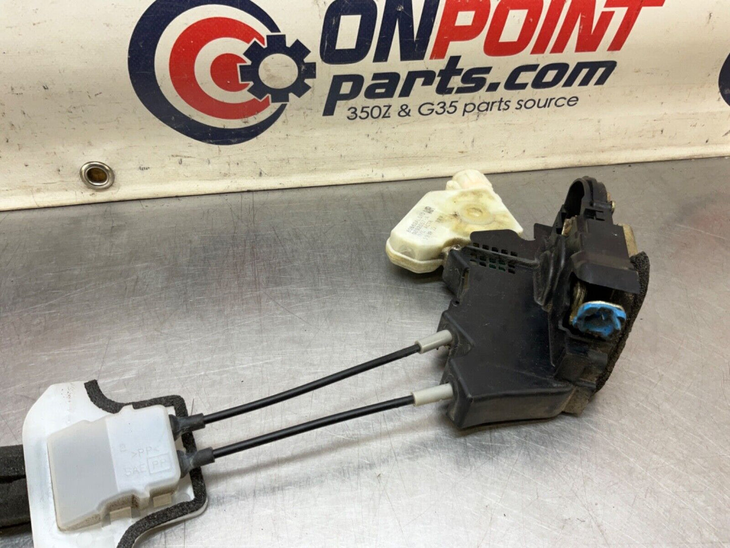 2004 Nissan Z33 350Z Passenger Right Door Lock Actuator OEM 22BLCFE - On Point Parts Inc