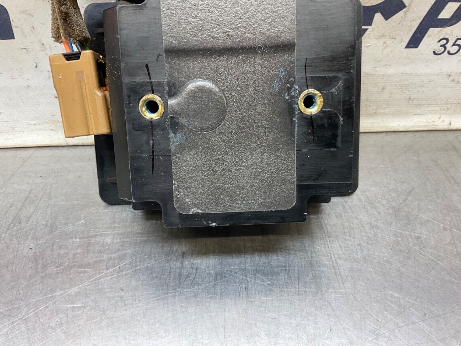 2004 Nissan Z33 350Z Bose Subwoofer Speaker Amplifier Module OEM 11BAJFC - On Point Parts Inc