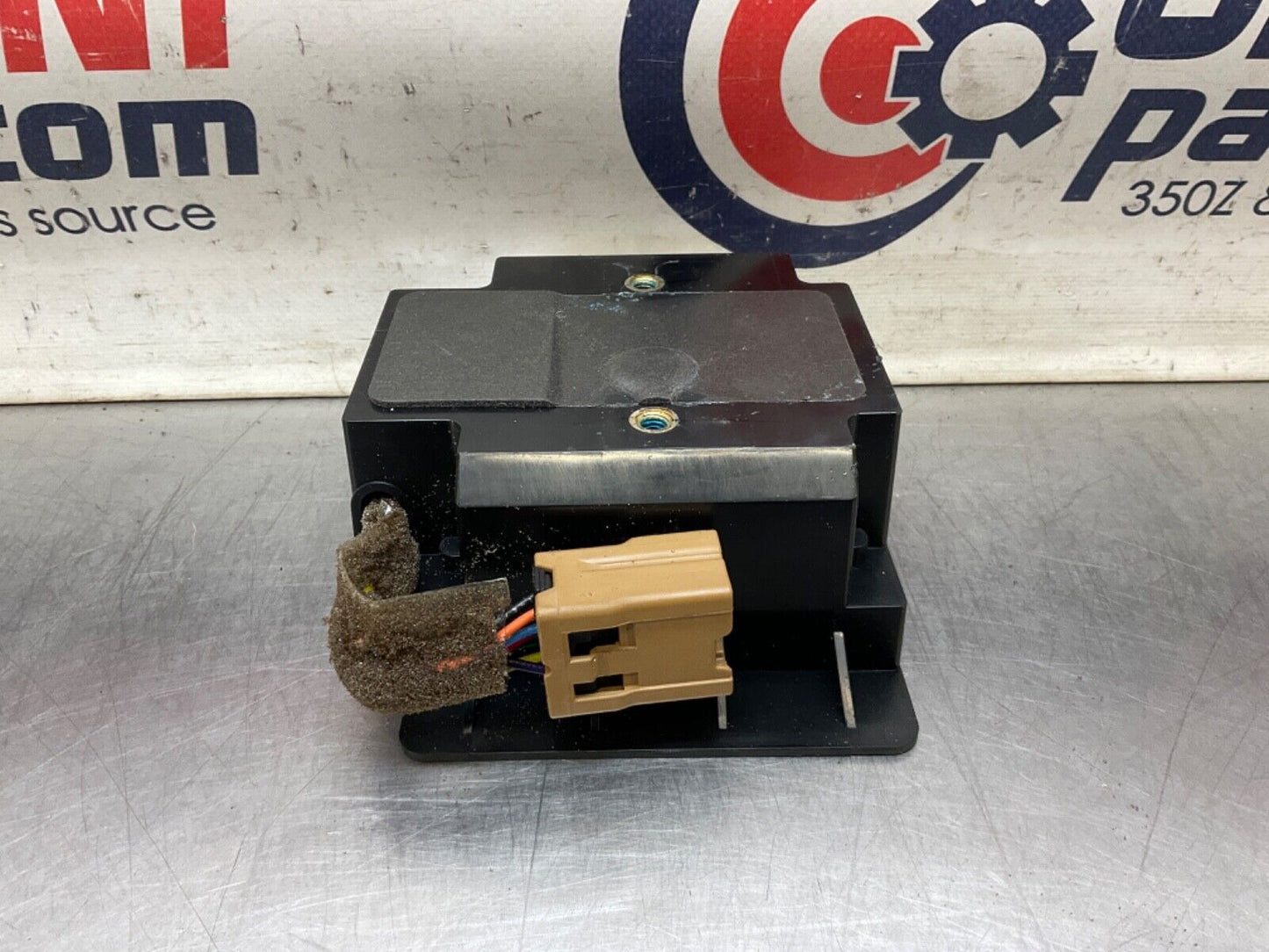 2004 Nissan Z33 350Z Bose Subwoofer Speaker Amplifier Module OEM 11BAJFC - On Point Parts Inc