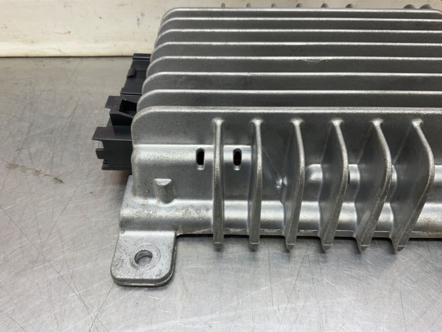 2004 Nissan Z33 350ZBose Speaker Radio Receiver Amplifier  11BAJFC - On Point Parts Inc