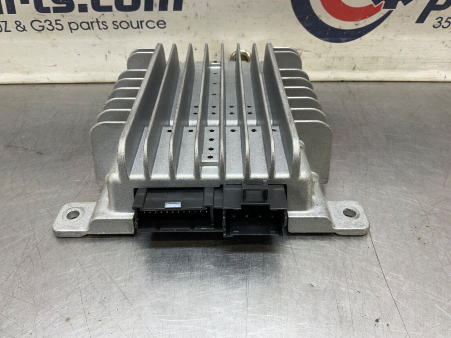 2004 Nissan Z33 350ZBose Speaker Radio Receiver Amplifier  11BAJFC - On Point Parts Inc