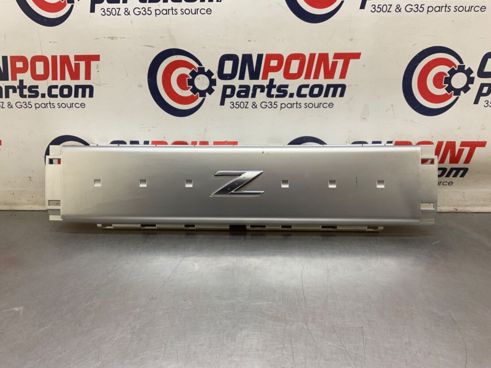 2004 Nissan Z33 350Z Rear Strut Brace Bar Cover 93130 OEM 11BAJF7 - On Point Parts Inc