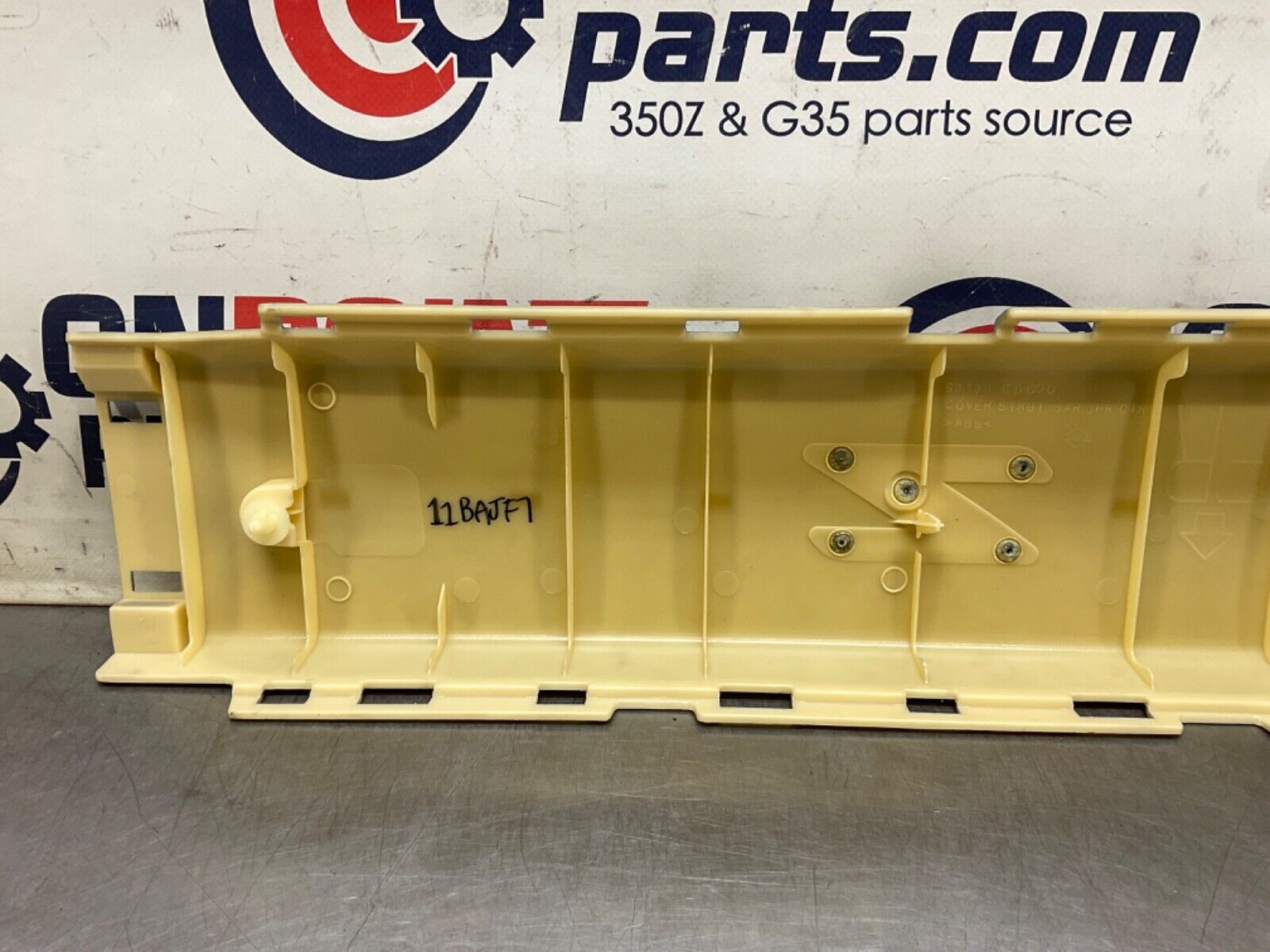 2004 Nissan Z33 350Z Rear Strut Brace Bar Cover 93130 OEM 11BAJF7 - On Point Parts Inc