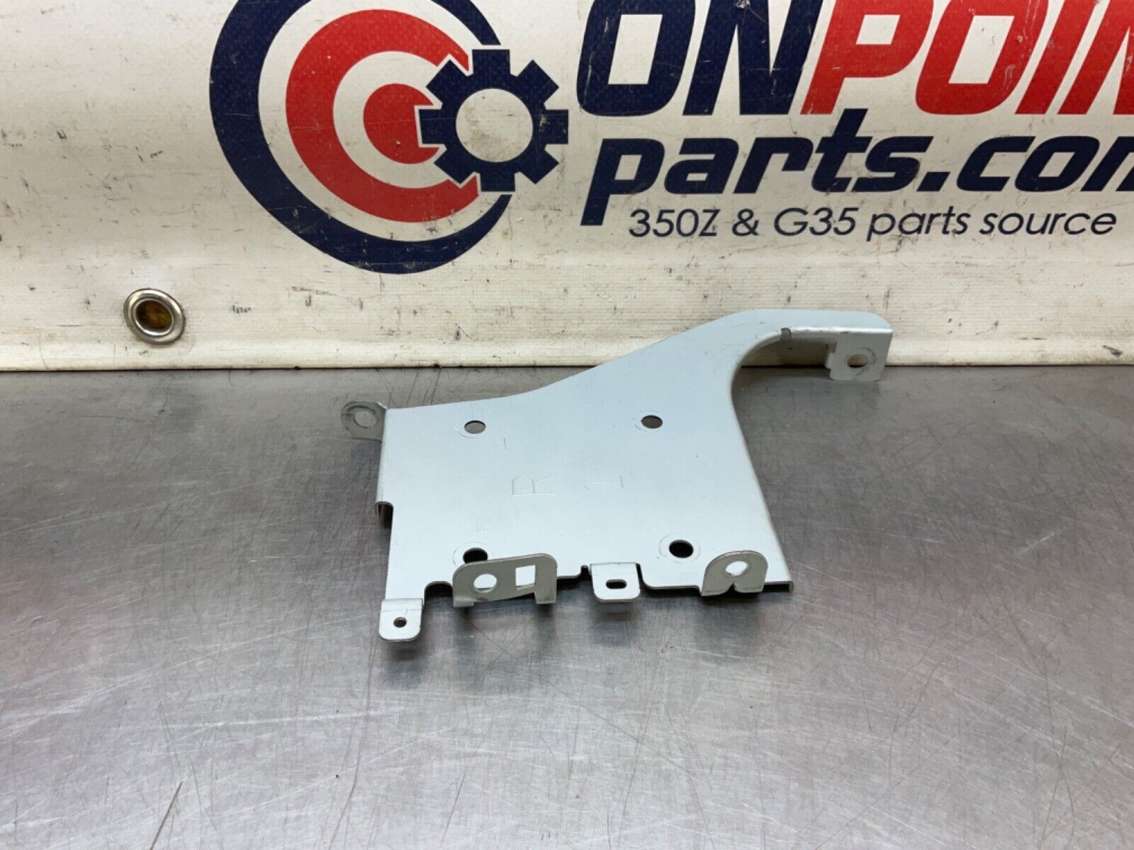 2004 Nissan Z33 350Z Double DIN Radio Mount Brackets OEM 11BAJFC - On Point Parts Inc