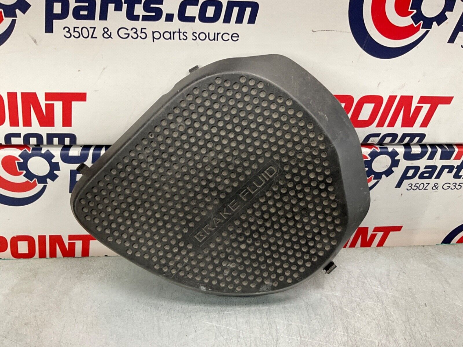 2004 Nissan Z33 350Z Driver Left Brake Fluid Cover OEM 11BAJF2 - On Point Parts Inc