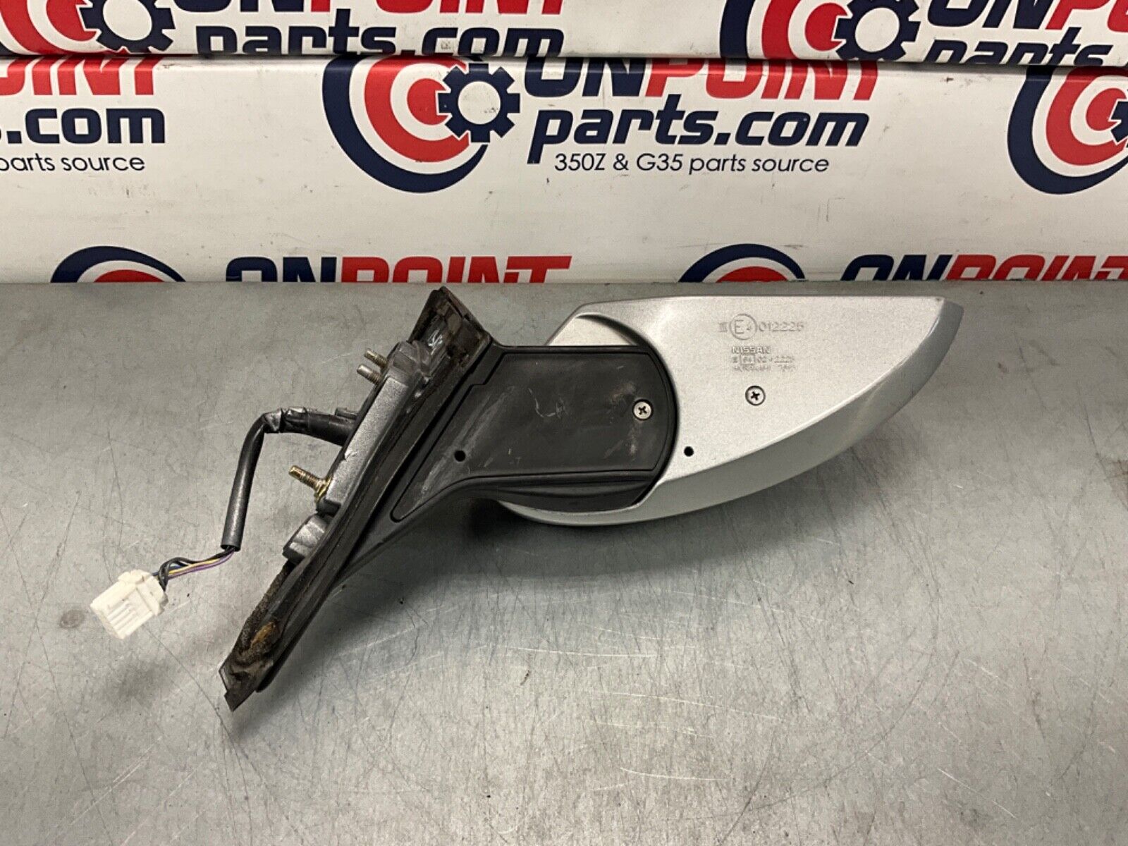 2004 Nissan Z33 350Z Passenger Right Power Side View Mirror OEM 11BAJFE - On Point Parts Inc