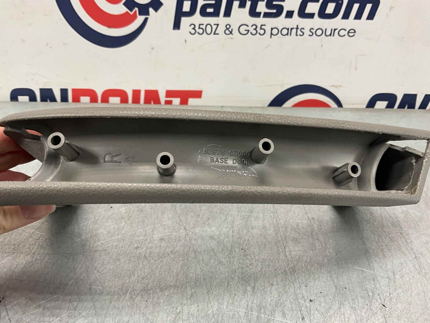 2004 Nissan Z33 350Z Passenger Right Door Grip Pull Handle 80978 OEM 11BAJFE - On Point Parts Inc
