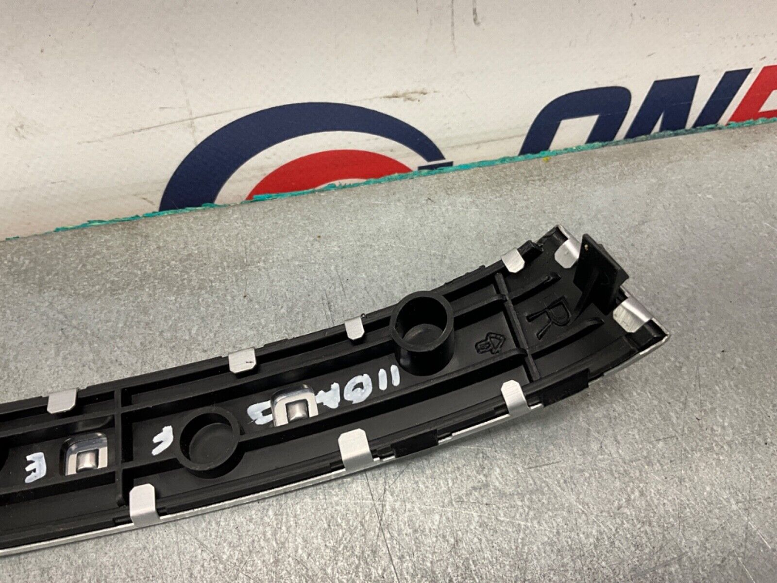 2004 Nissan Z33 350Z Passenger Right Door Grip Handle Trim 80932 OEM 11BAJFE - On Point Parts Inc