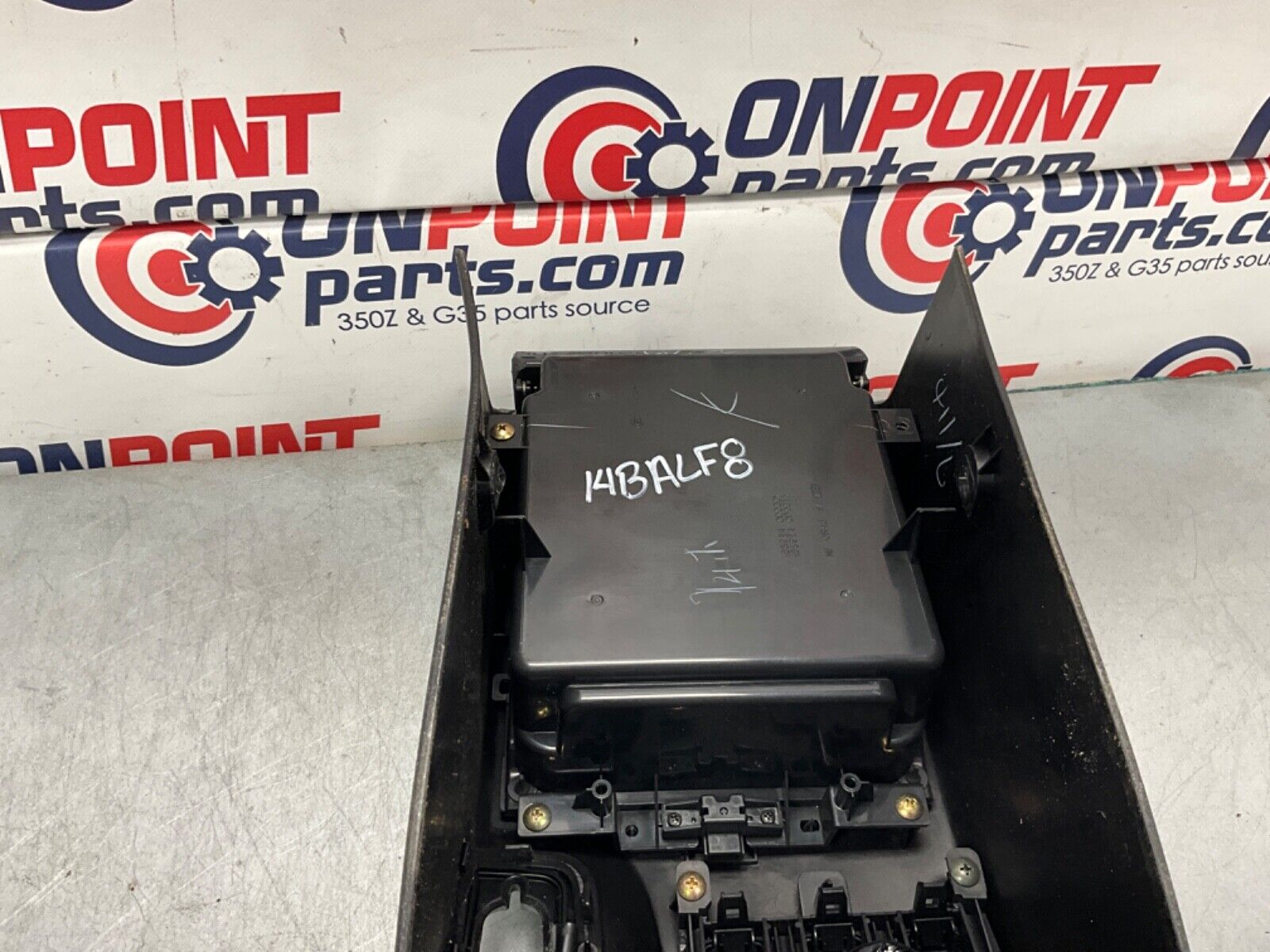 2004 Nissan Z33 350Z Center Console Storage Cubby Automatic OEM 14BALF8 - On Point Parts Inc