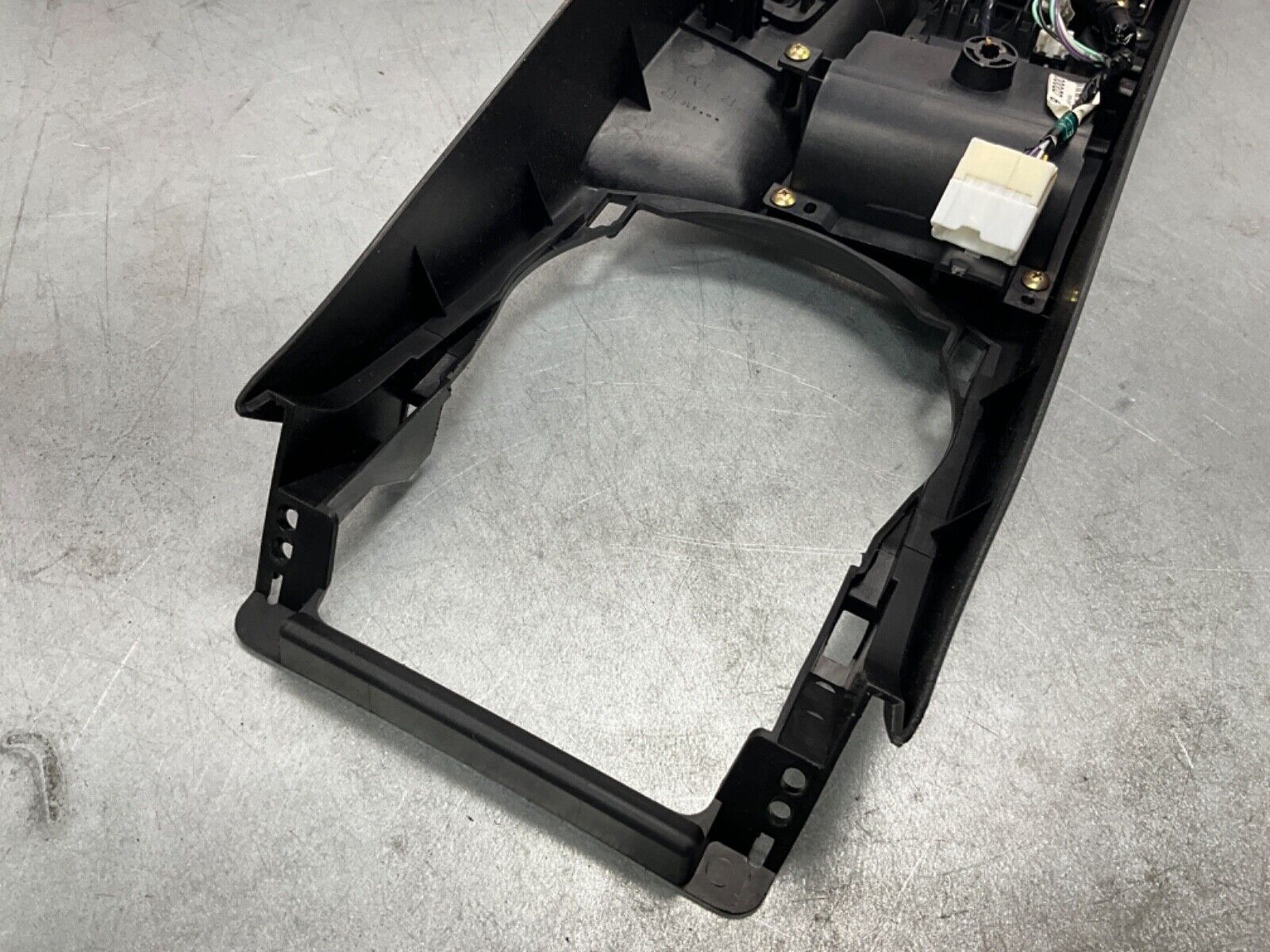 2004 Nissan Z33 350Z Center Console Storage Cubby Automatic OEM 14BALF8 - On Point Parts Inc