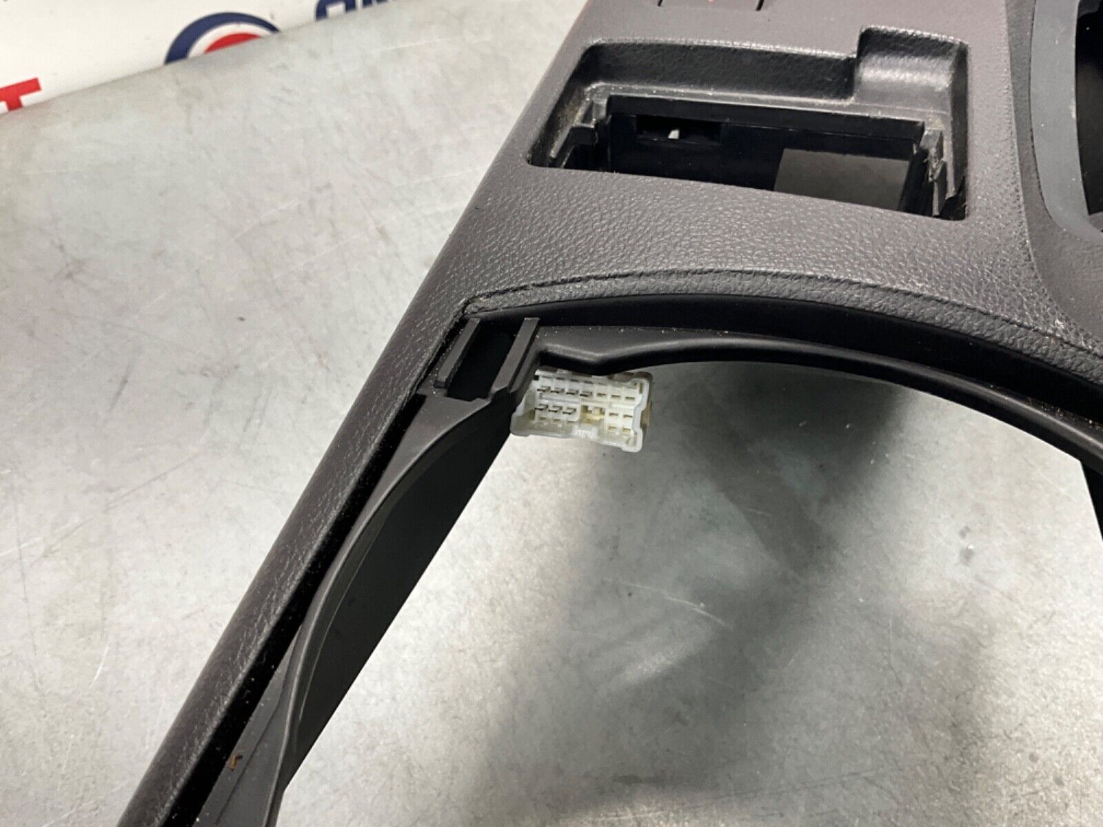 2004 Nissan Z33 350Z Center Console Storage Cubby Automatic OEM 14BALF8 - On Point Parts Inc