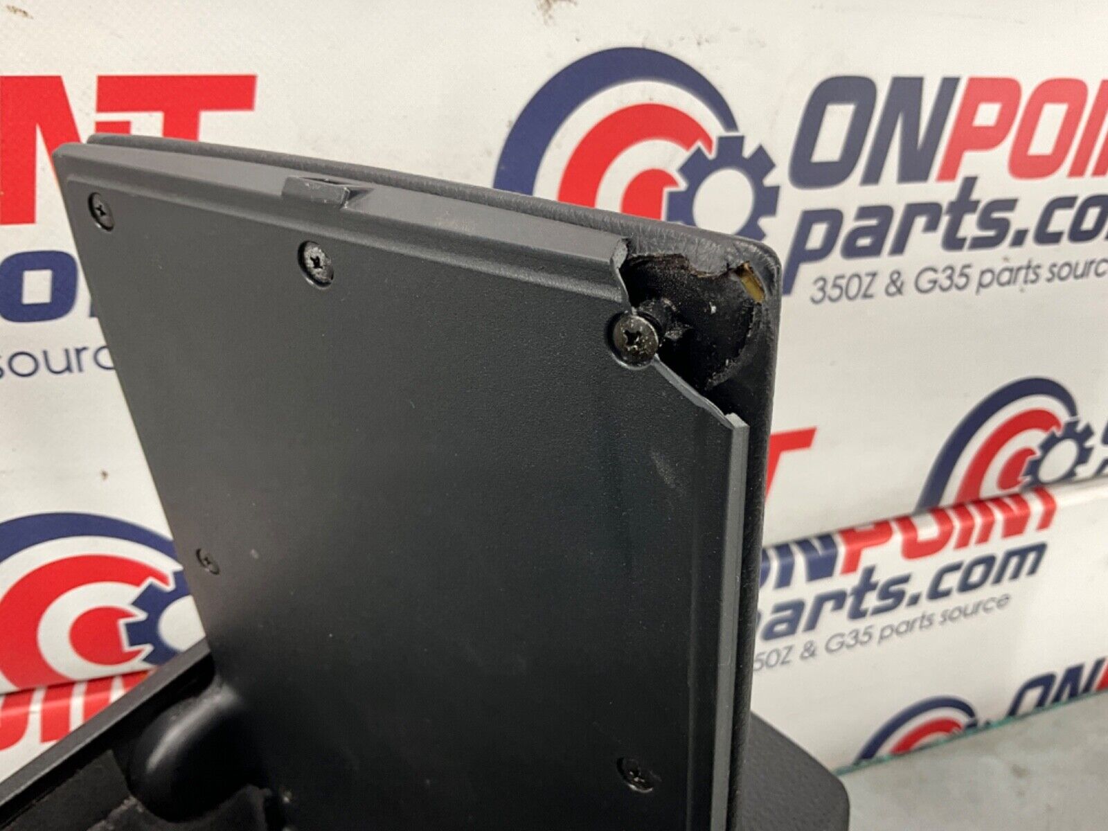 2004 Nissan Z33 350Z Center Console Storage Cubby Automatic OEM 14BALF8 - On Point Parts Inc