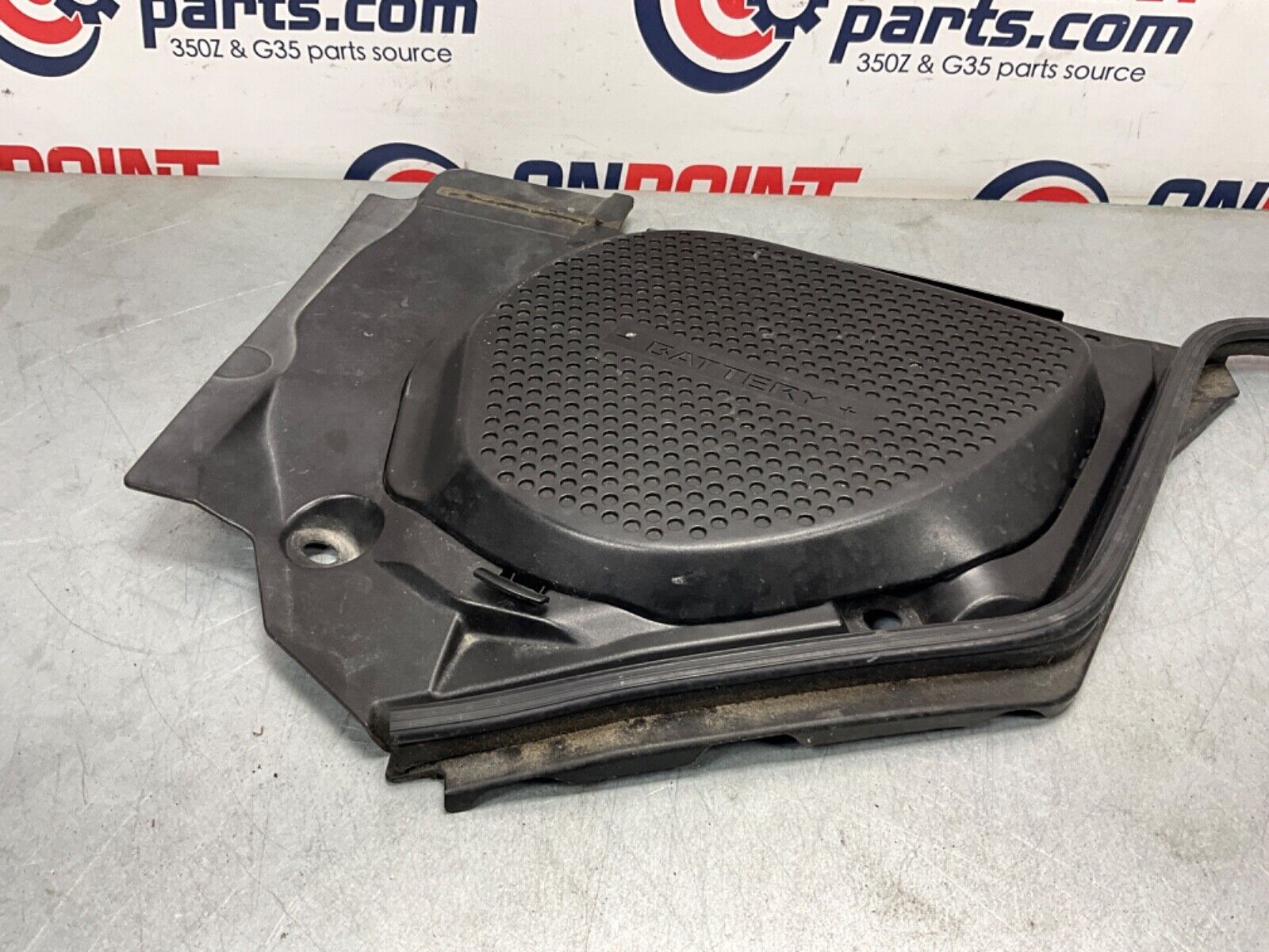 2004 Nissan Z33 350Z Passenger Right Battery Cover Bezel Trim OEM 14BALF3 - On Point Parts Inc