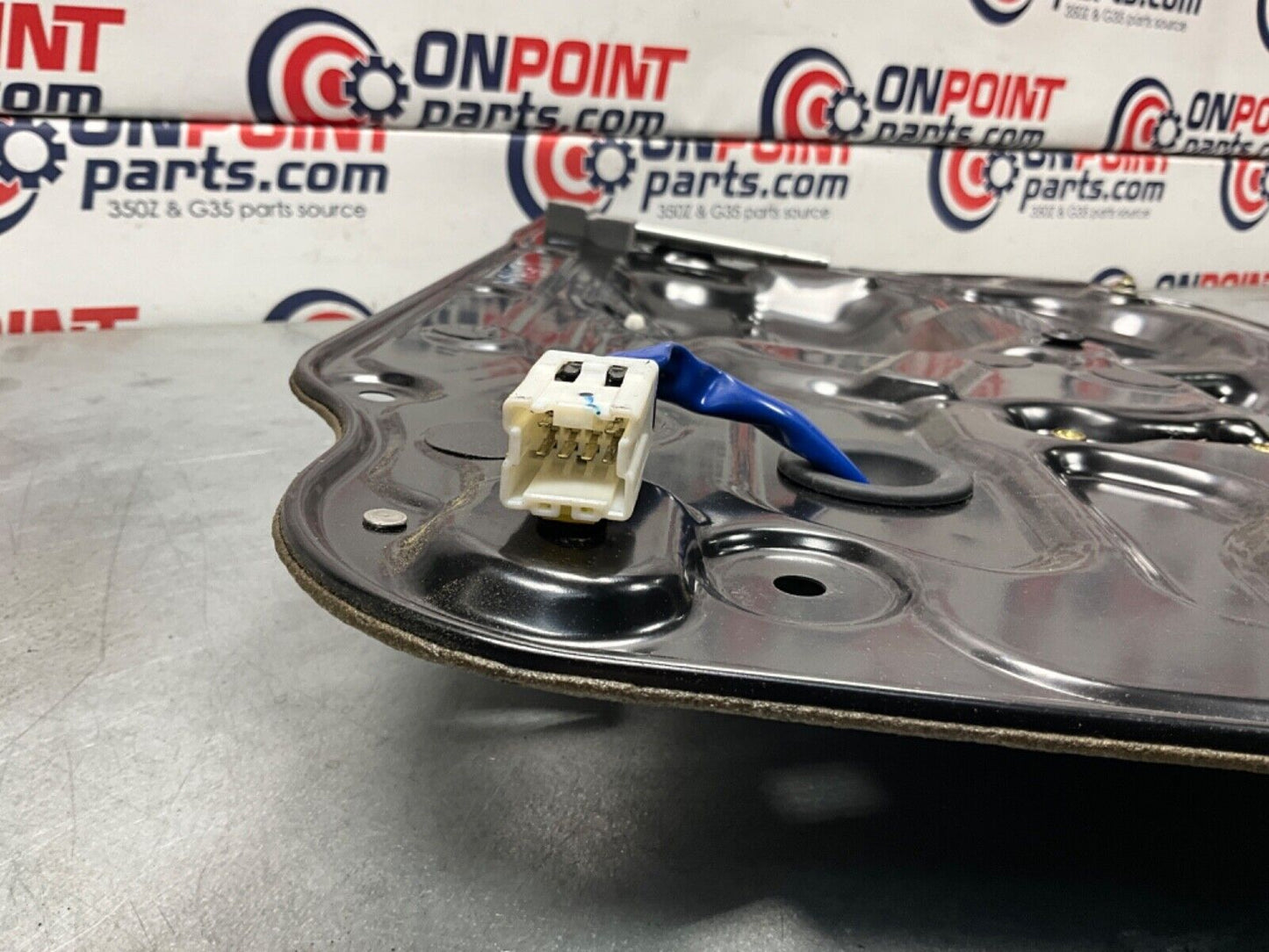 2004 Nissan Z33 350Z Passenger Right Window Regulator Motor Panel OEM 14BALF3 - On Point Parts Inc
