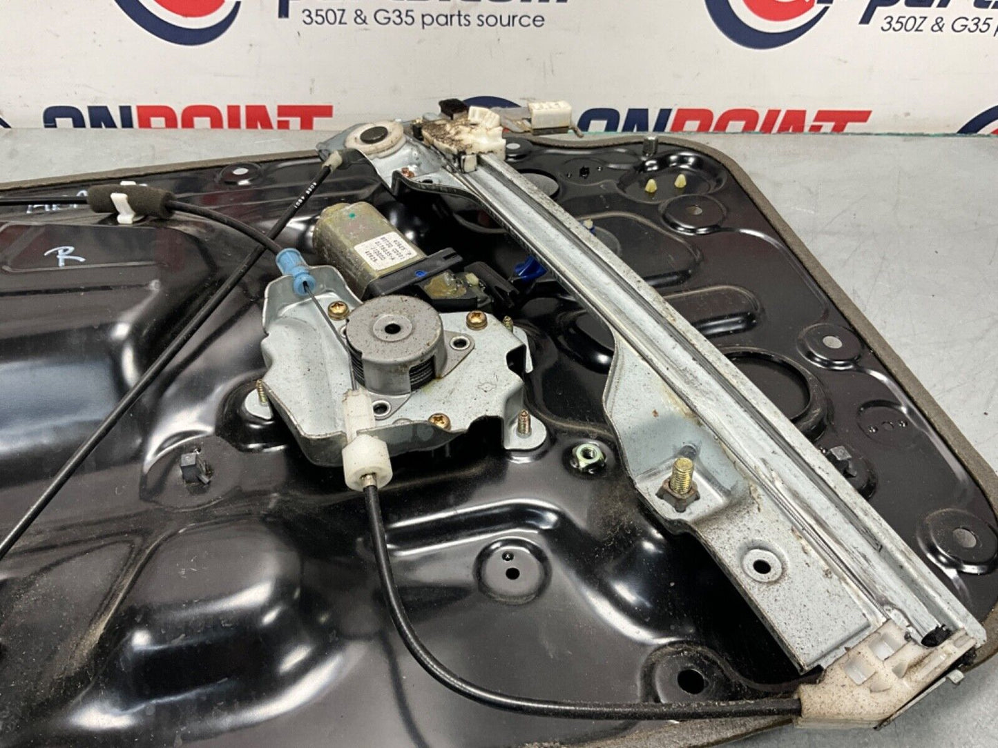 2004 Nissan Z33 350Z Passenger Right Window Regulator Motor Panel OEM 14BALF3 - On Point Parts Inc