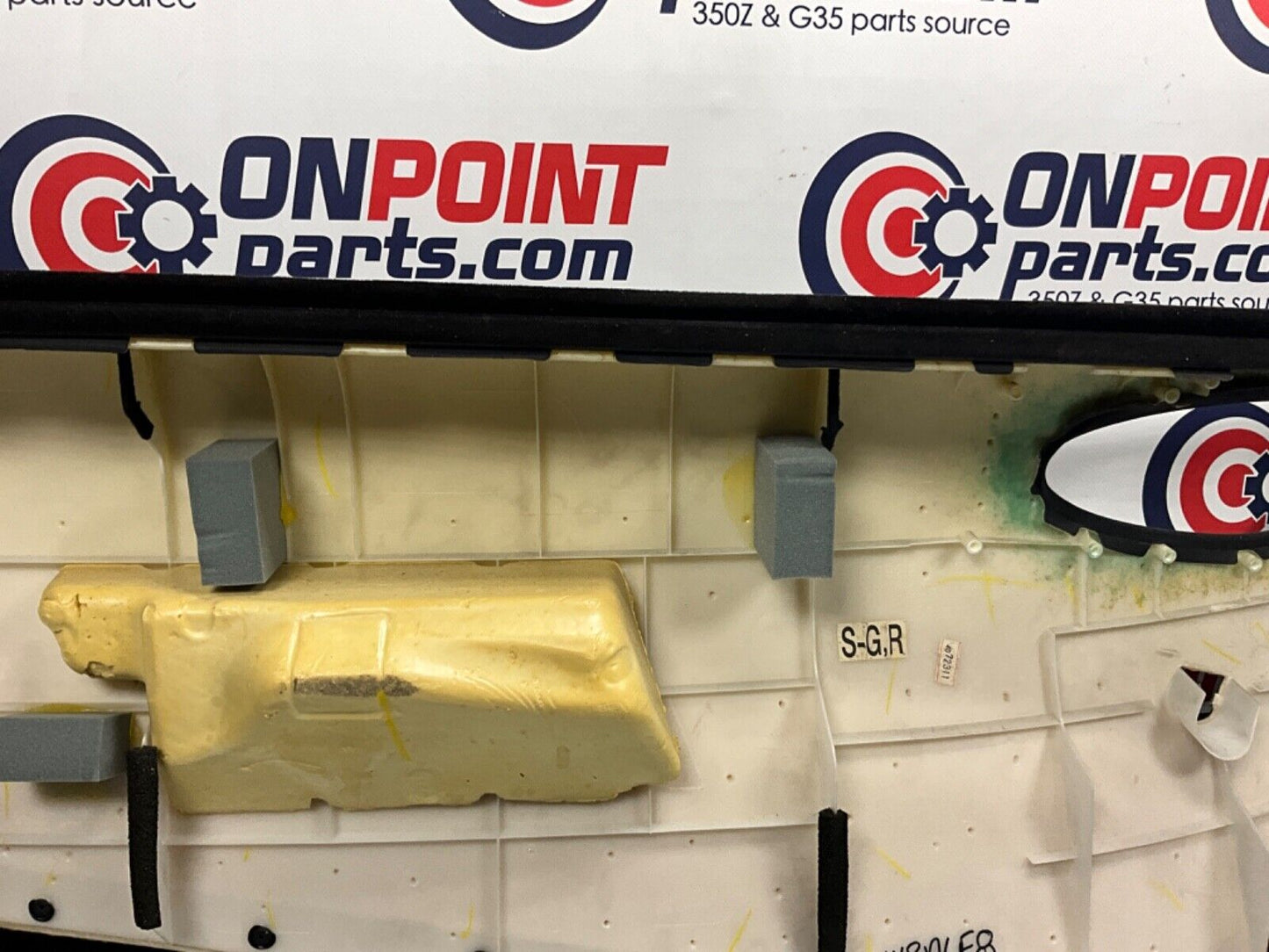 2004 Nissan Z33 350Z Passenger Right Door Trim Panel 80900 OEM 14BALF8 - On Point Parts Inc