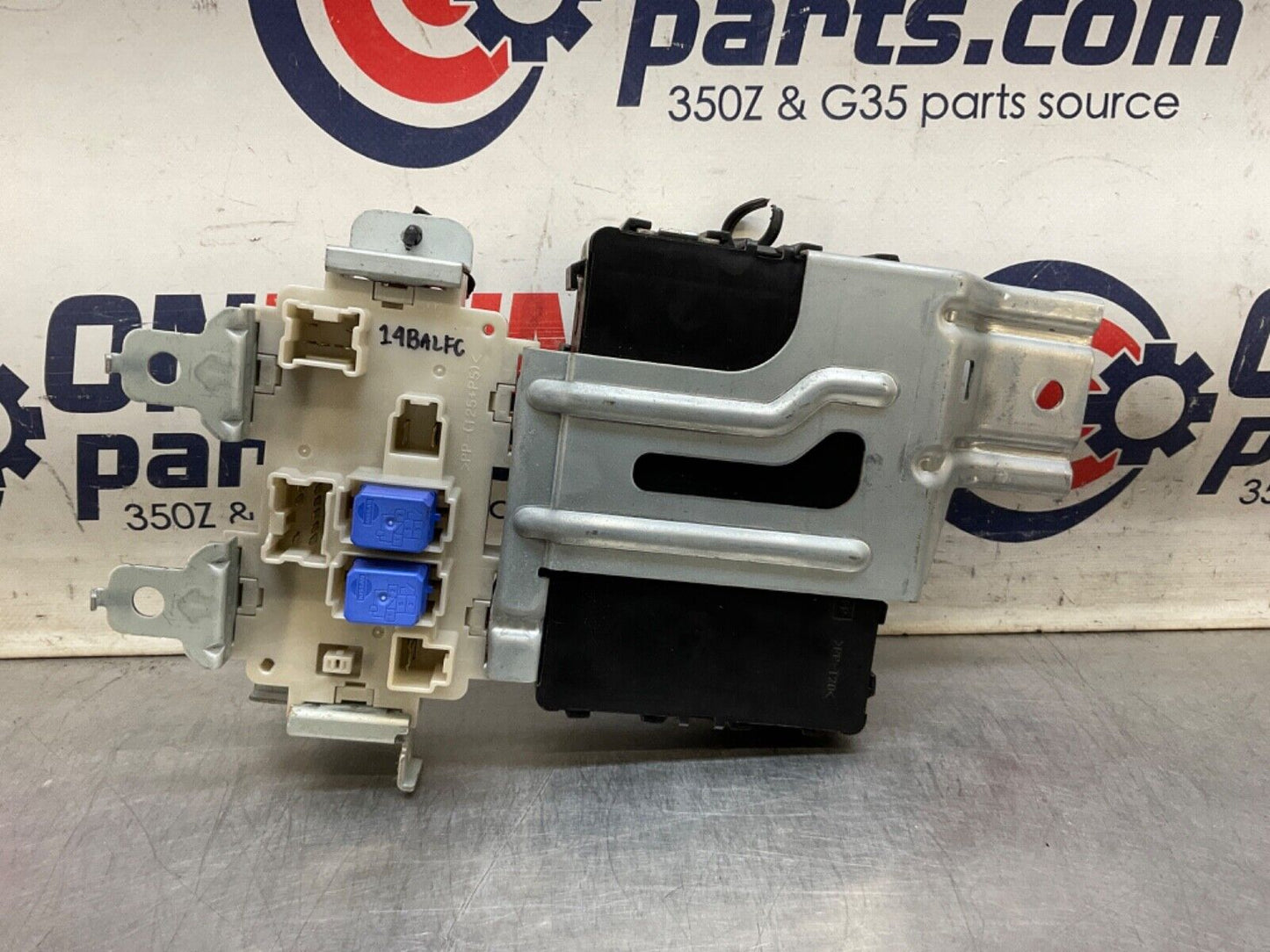 2004 Nissan Z33 350Z BCM Body Control Module Unit 284B1CE800 OEM 14BALFC - On Point Parts Inc
