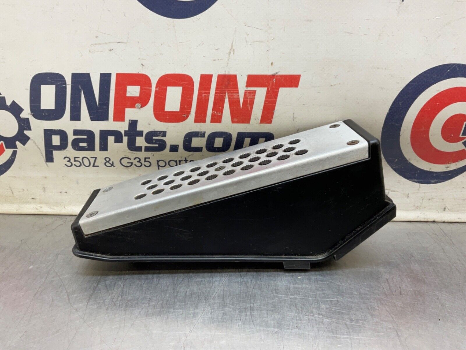 2004 Nissan Z33 350Z Dead Pedal Foot Rest 67840 OEM 14BALFC - On Point Parts Inc