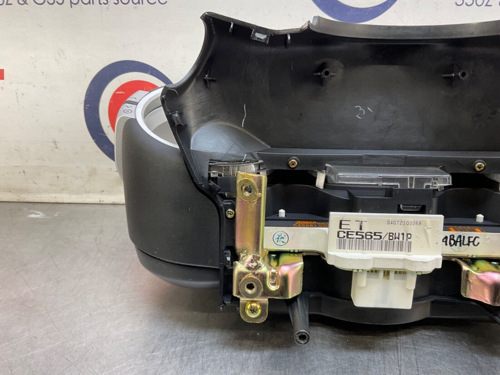 2004 Nissan Z33 350Z Speedometer Instrument Gauge Cluster 93k AT OEM 14BALFC - On Point Parts Inc