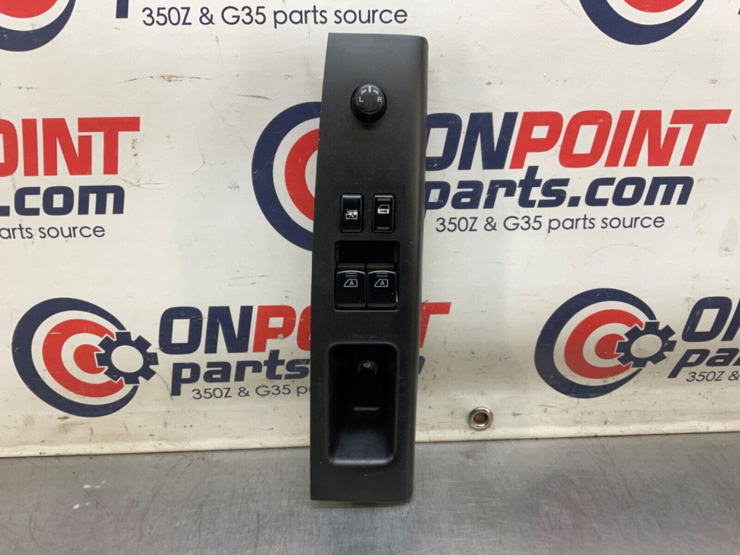 2004 Nissan Z33 350Z Driver Master Door Lock Window Switch 80961 OEM 14BALFA - On Point Parts Inc