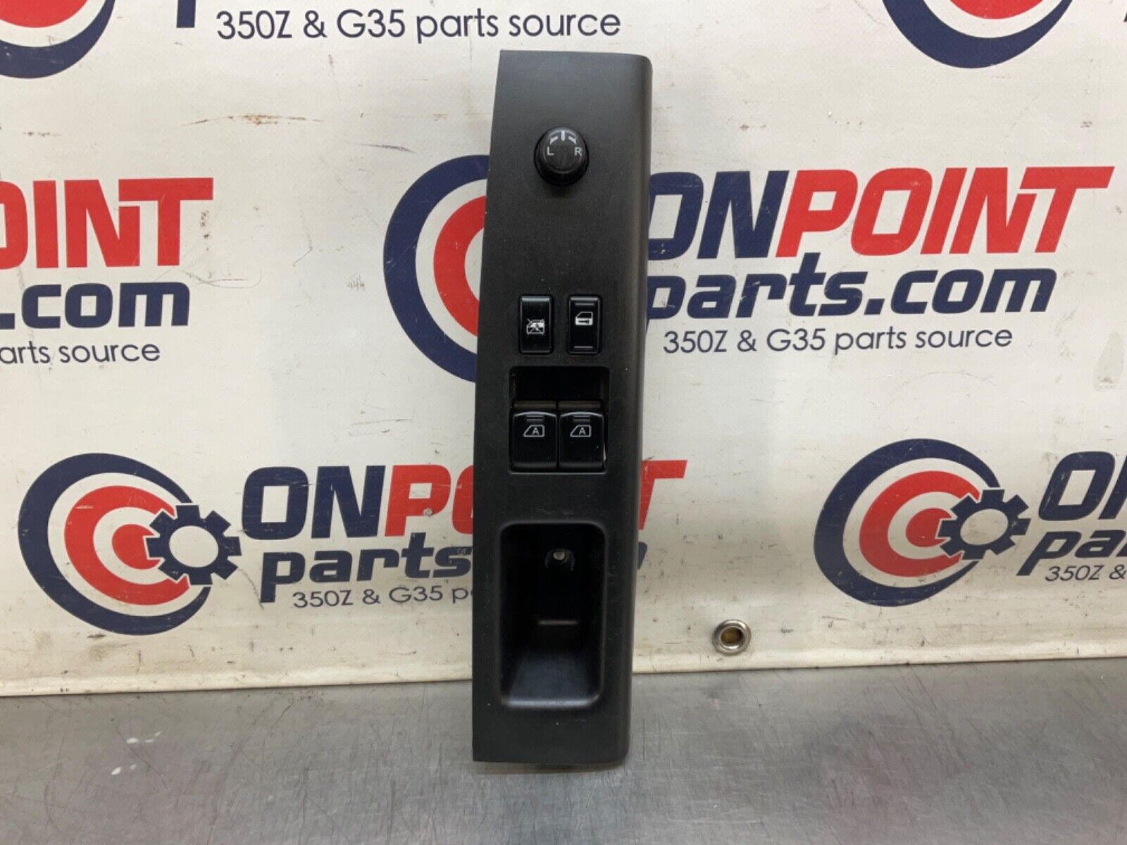 2004 Nissan Z33 350Z Driver Master Door Lock Window Switch 80961 OEM 14BALFA - On Point Parts Inc