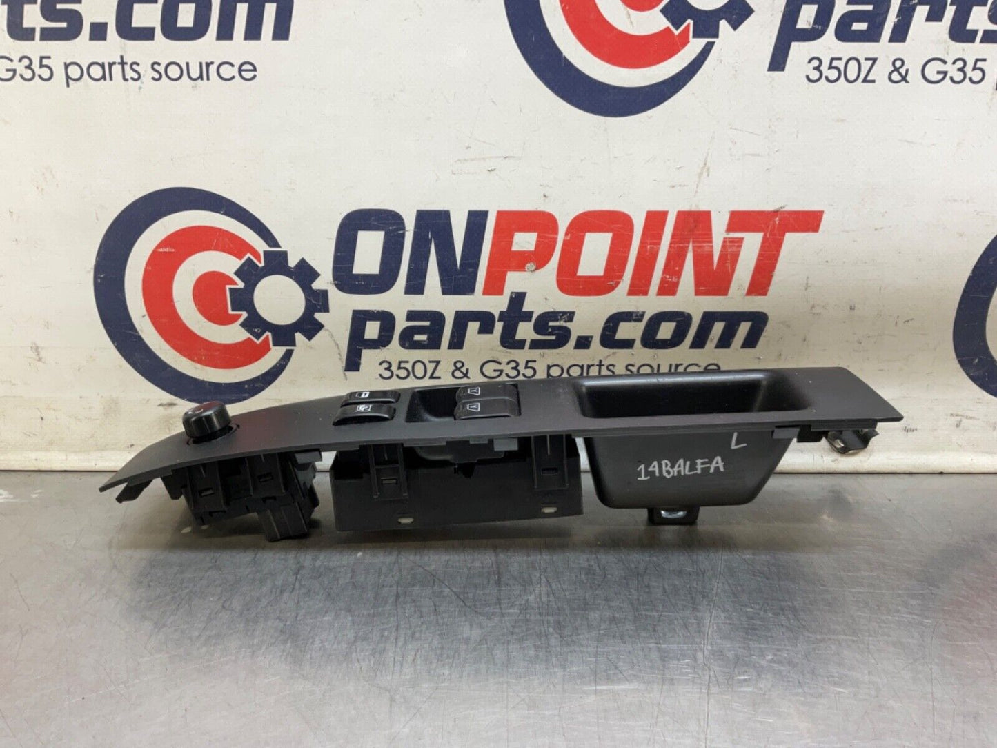 2004 Nissan Z33 350Z Driver Master Door Lock Window Switch 80961 OEM 14BALFA - On Point Parts Inc
