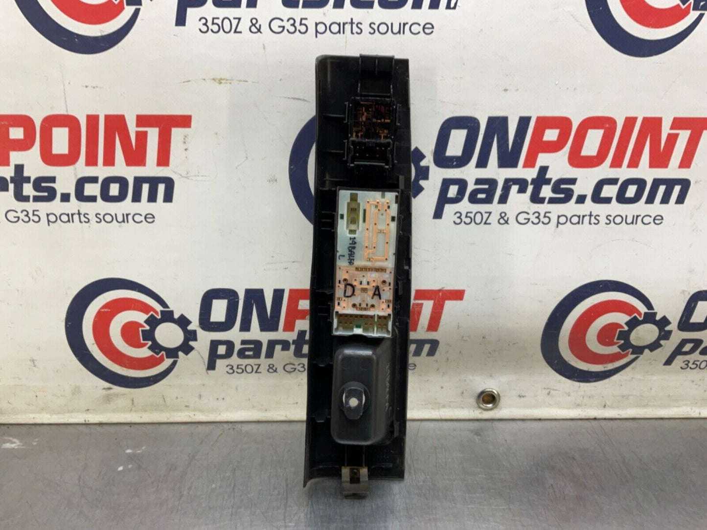 2004 Nissan Z33 350Z Driver Master Door Lock Window Switch 80961 OEM 14BALFA - On Point Parts Inc