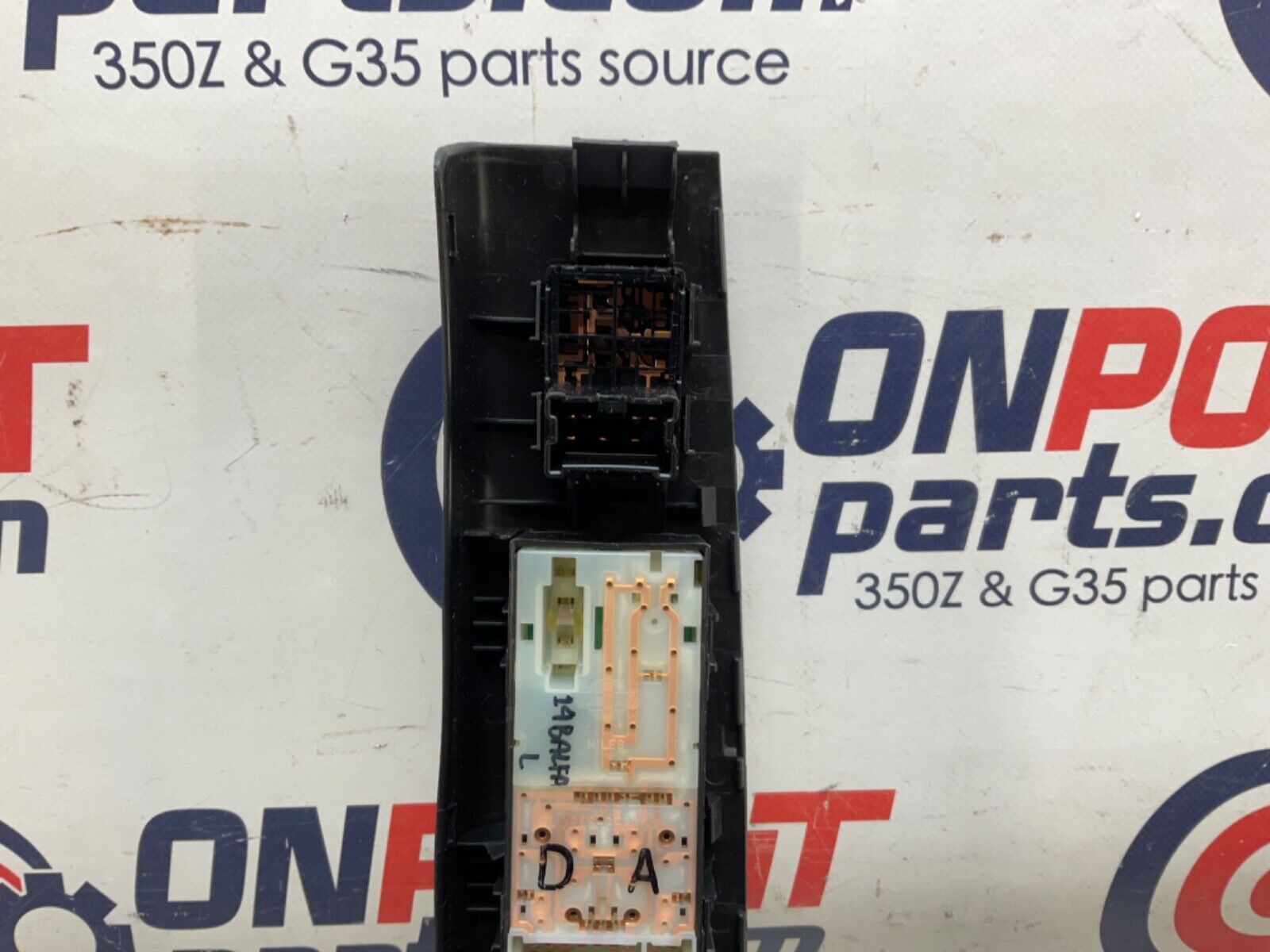 2004 Nissan Z33 350Z Driver Master Door Lock Window Switch 80961 OEM 14BALFA - On Point Parts Inc